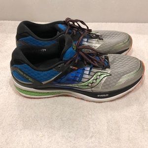 Saucony ISO series ISOFIT Everrun running shoes
